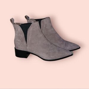 BLACK SUEDE  boots